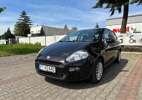 Fiat Punto cena 17900 przebieg: 173400, rok produkcji 2013 z Poznań małe 254